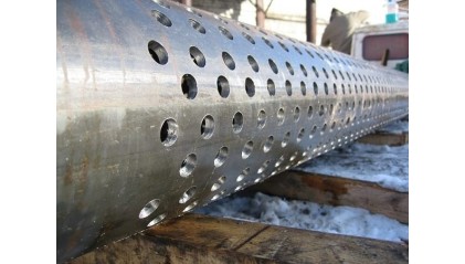 трубу стальную перфорированную бесшовную 108x3 мм 09Г2С купить в Йошкар-Оле