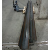 Уголок стальной горячекатаный равнополочный 40x40x4 мм Ст3кп ГОСТ 8509-93